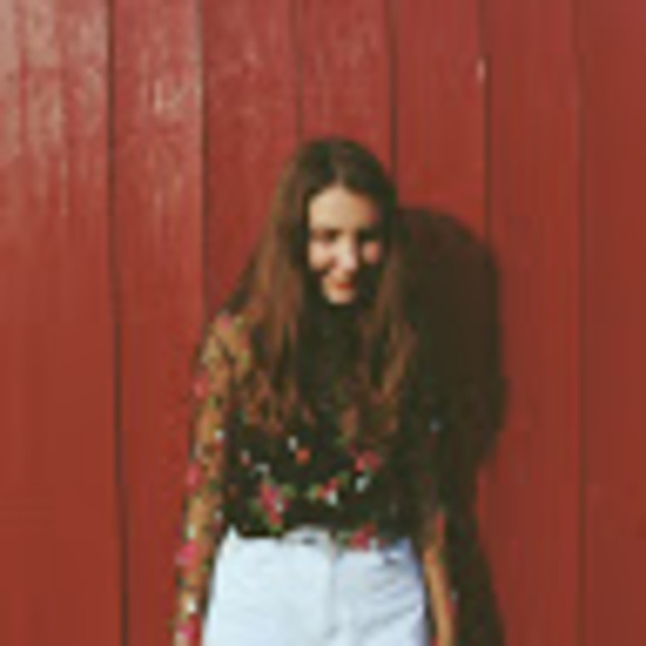 Meet your Posher, Reese - Picture 1 of 1